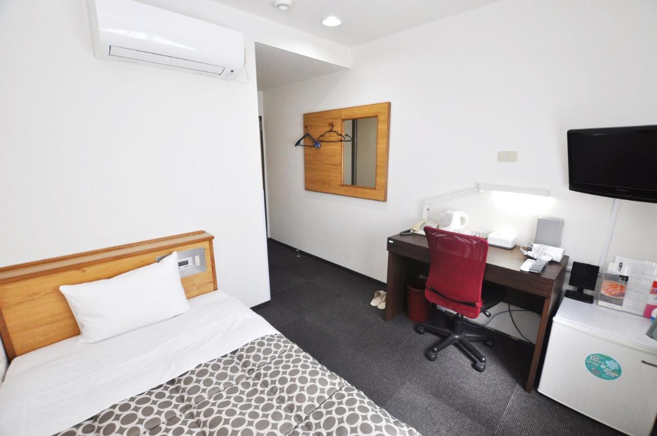 Futsukaichi Green Hotel Chikushino Buitenkant foto