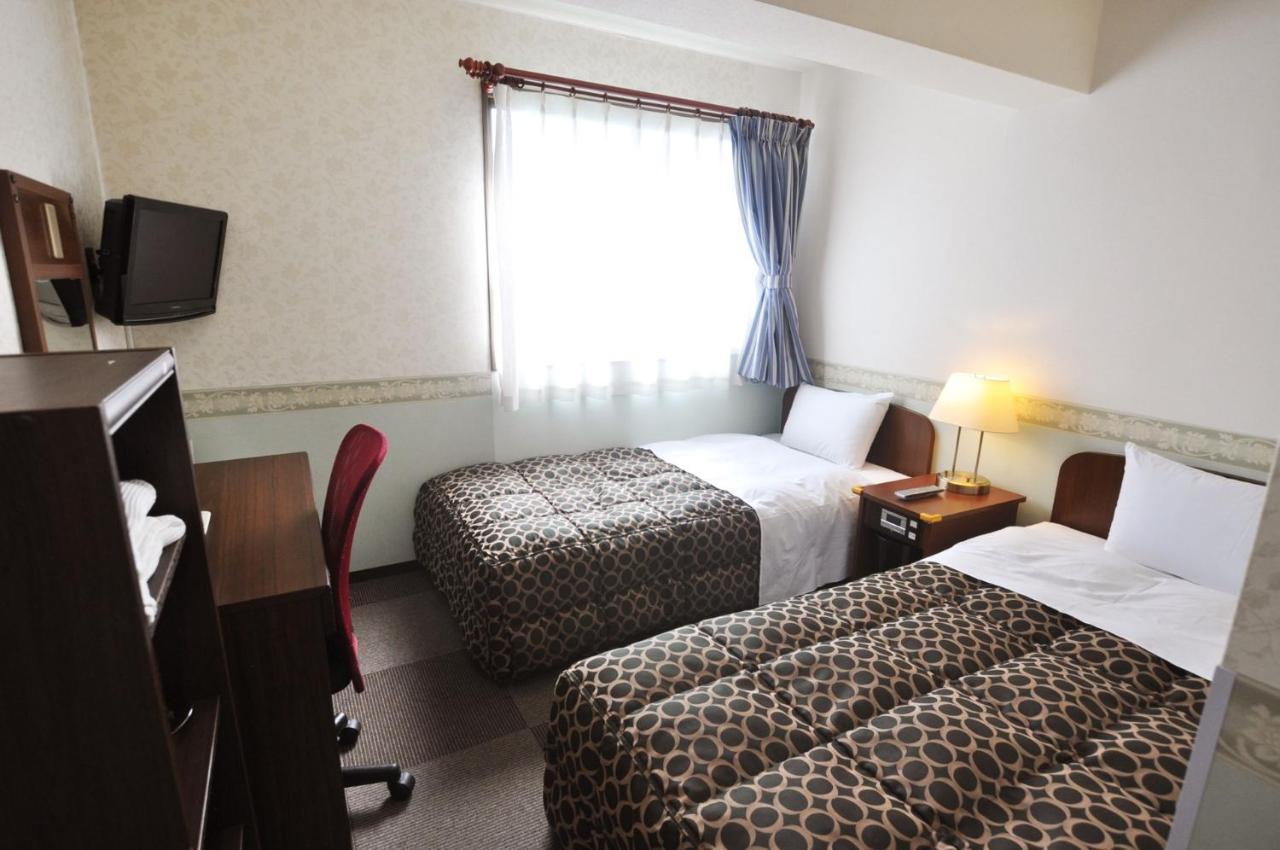 Futsukaichi Green Hotel Chikushino Buitenkant foto