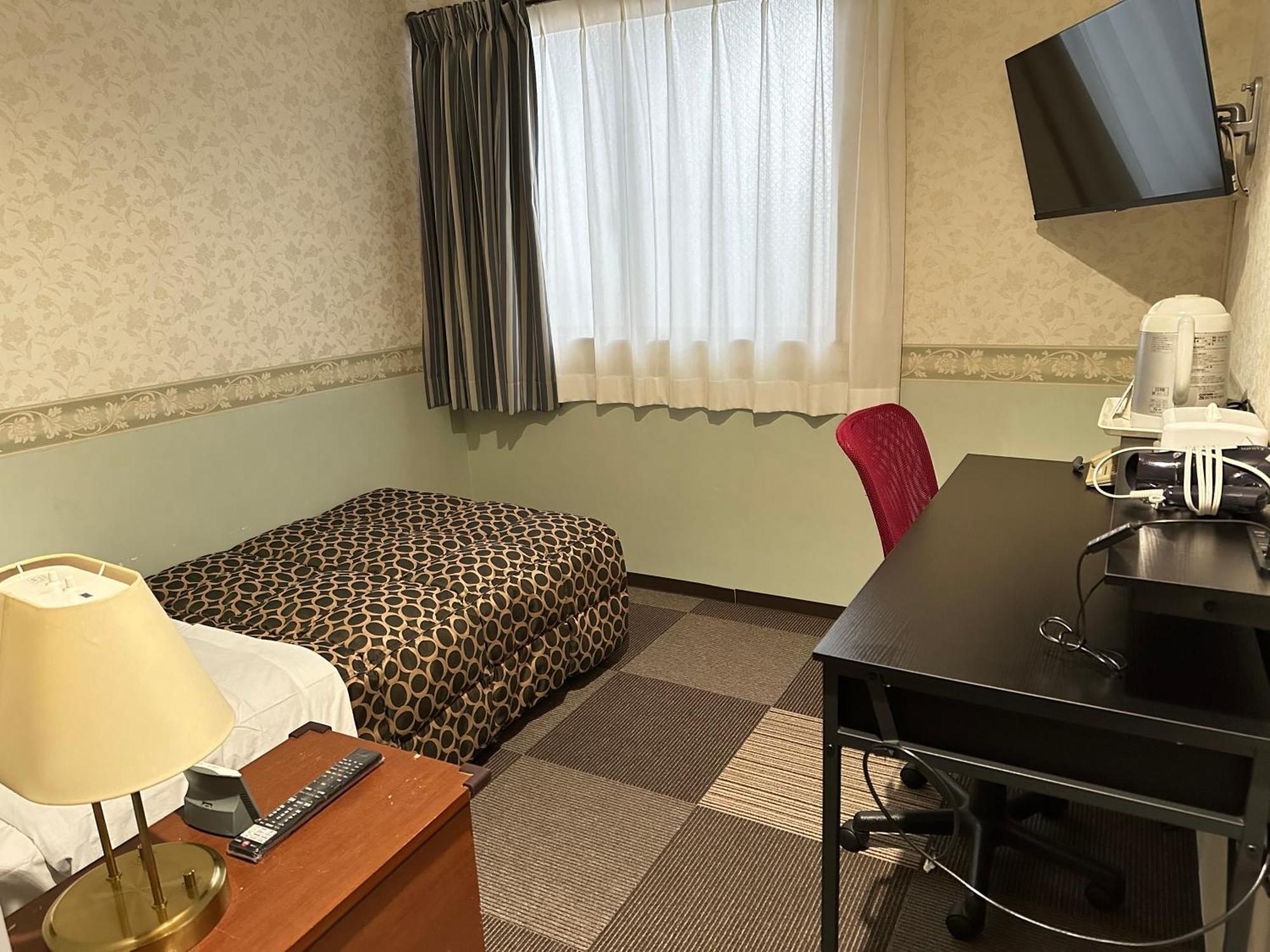 Futsukaichi Green Hotel Chikushino Buitenkant foto